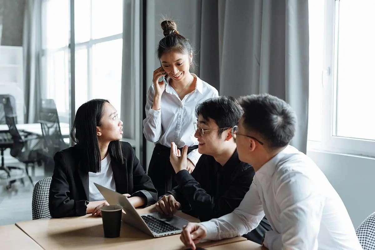 Managing Global Programs Across Onshore and Offshore Teams: What Truly Drives Success